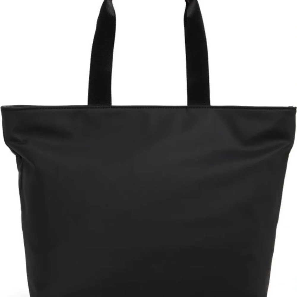 Karl Lagerfeld  Paris Amour Tote Bag - Picture 3 of 12